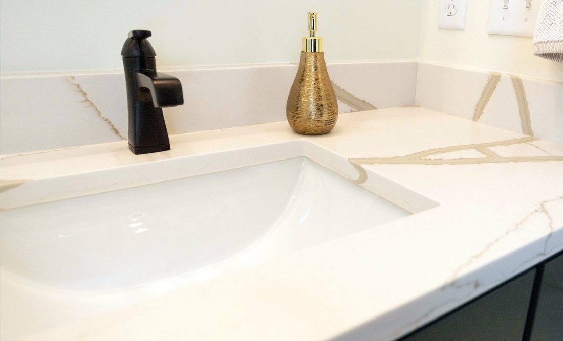 Calacatta Belleza Nuovo Calacatta Belleza Nuovo bathroom vanity and backsplash