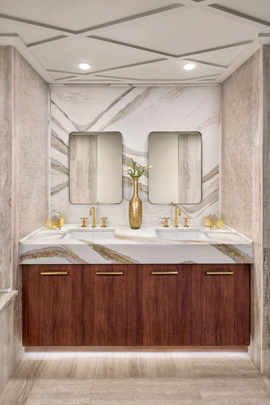 Cambria Brittanicca Gold Warm In a room setting
