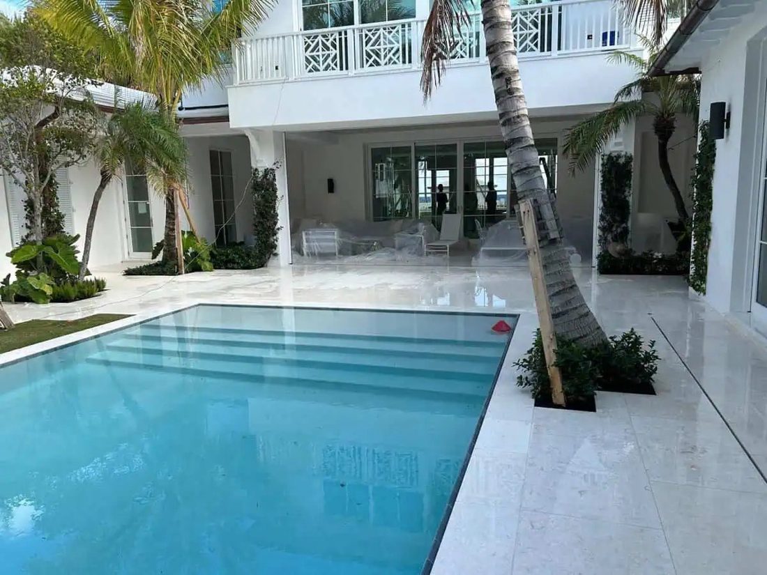 Ocean Reef White Extra Slab In a room setting