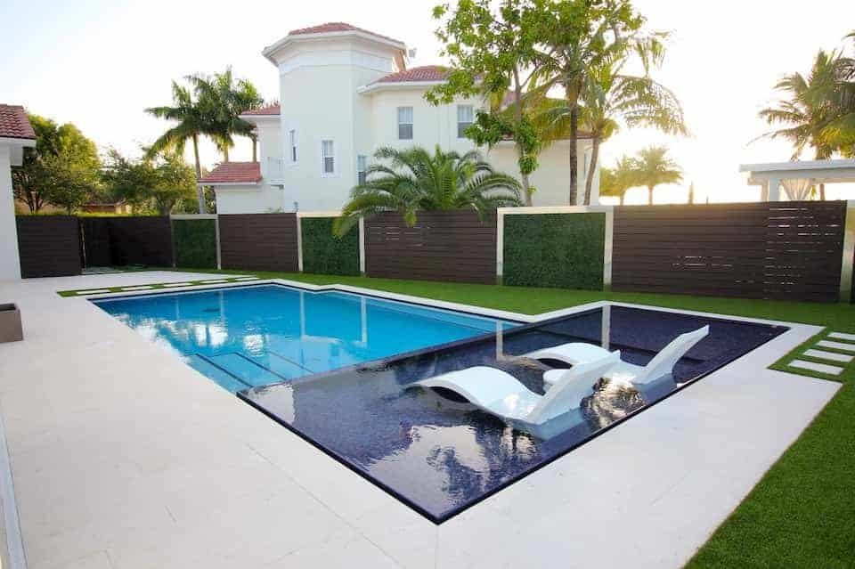 Ocean Reef White Original Slab In a room setting