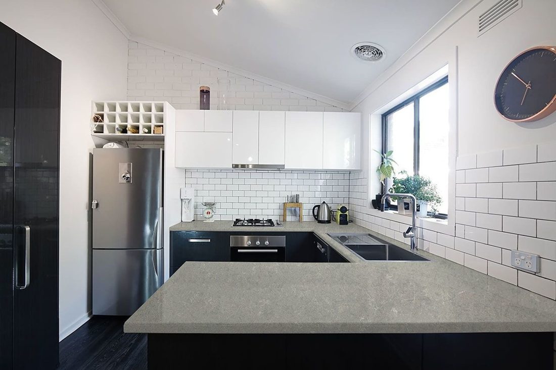 Pompeii Quartz Grey Emperador In a room setting