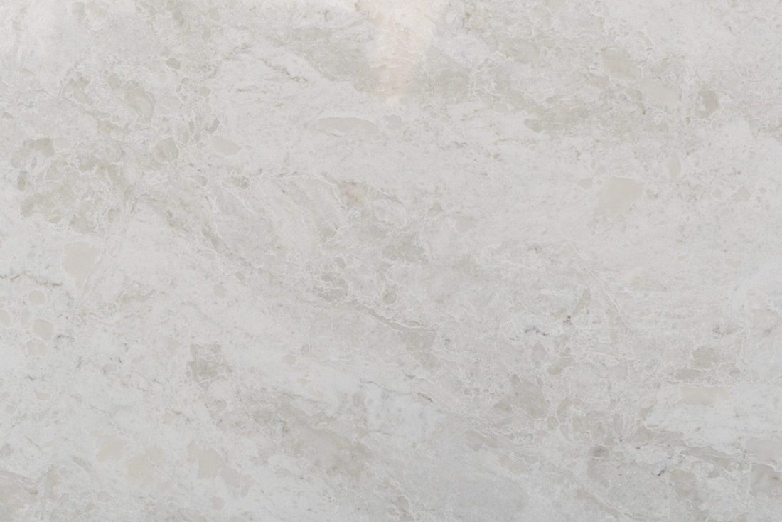 Pompeii Quartz Perla Perla close-up